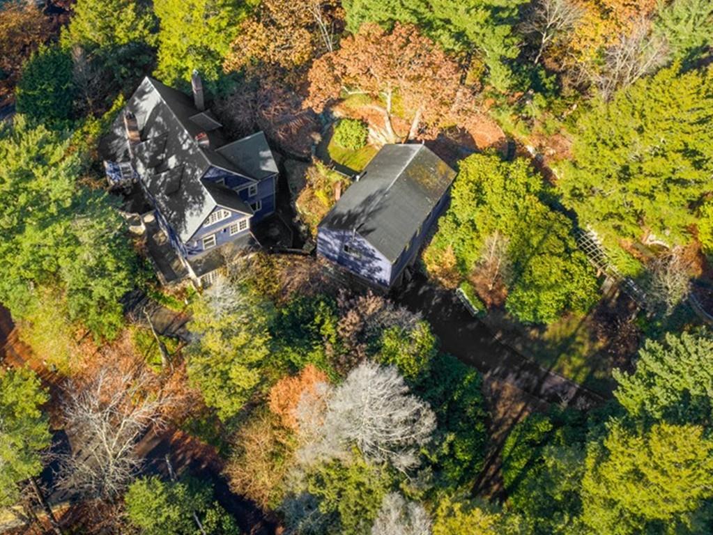 43 Gray Cliff Road Newton, MA 02459 - Photo 38 of 40