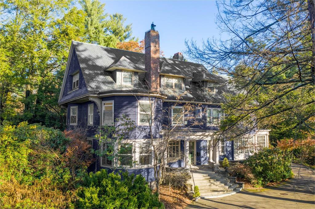 43 Gray Cliff Road Newton, MA 02459 - Photo 39 of 40