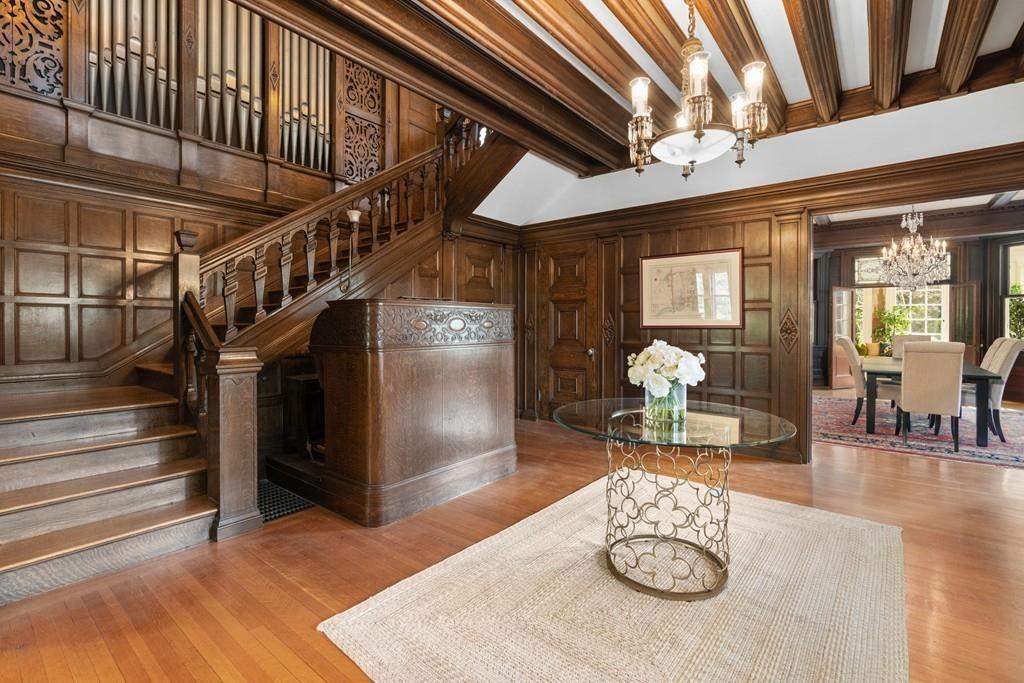 43 Gray Cliff Road Newton, MA 02459 - Photo 6 of 40