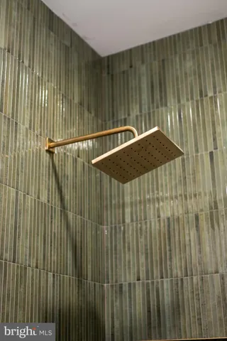 a close view of sink and tap