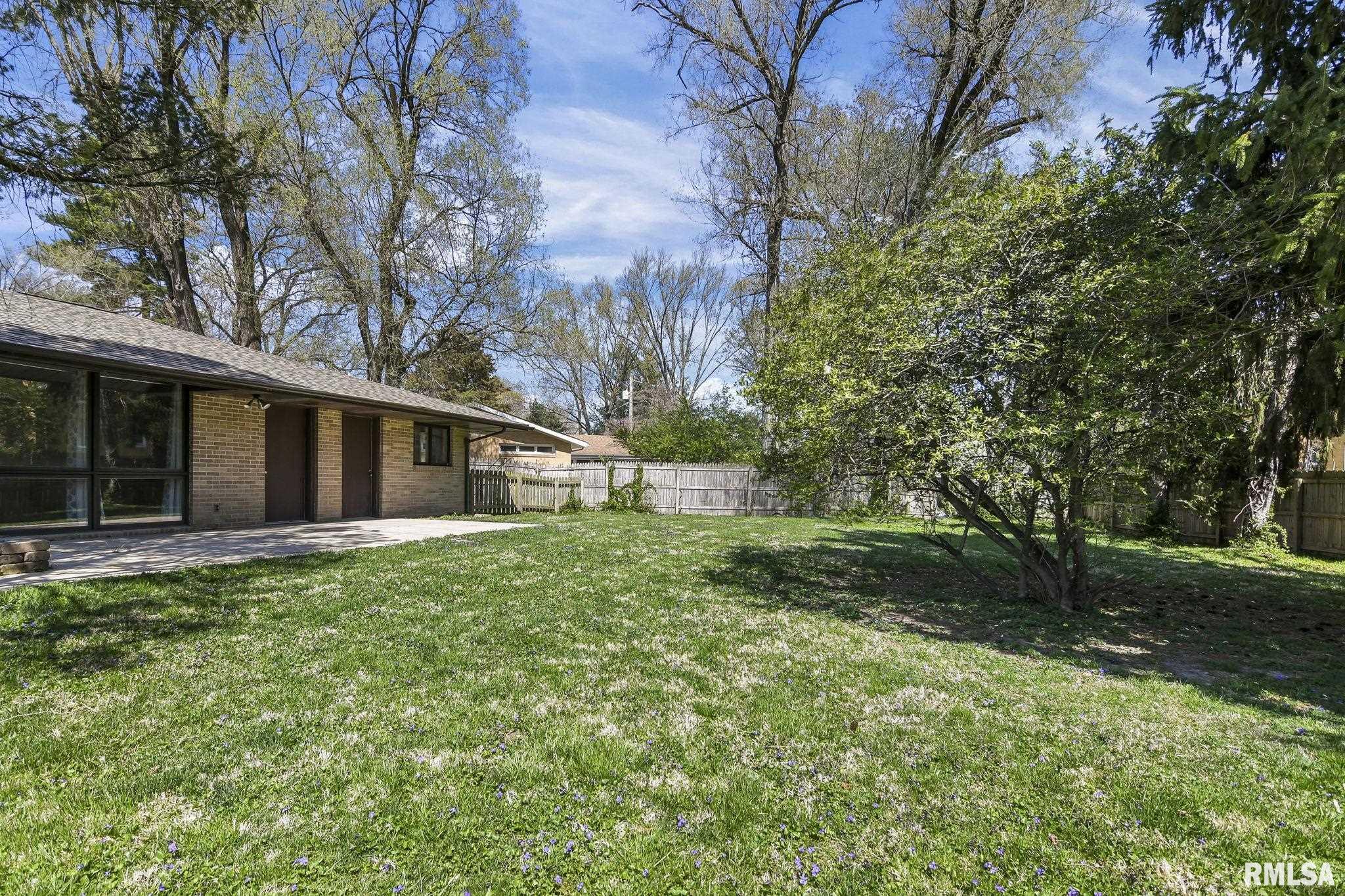 2 Greenview Court Springfield, IL 62704 - Photo 25 of 28 Gallery Image 25