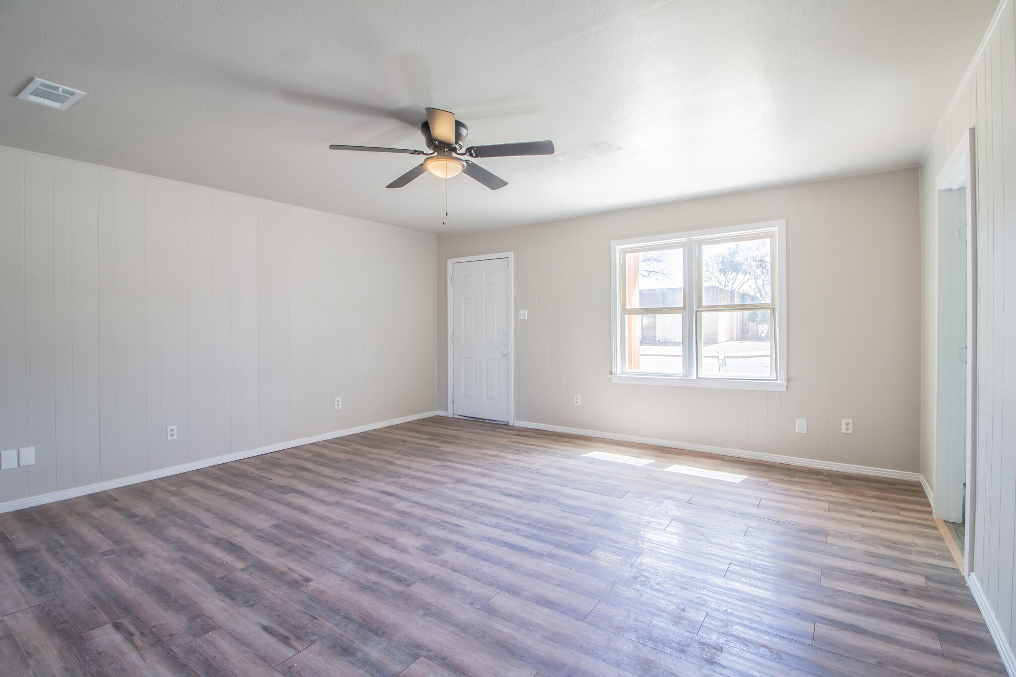 2708 42nd Street Lubbock, TX 79413 - Photo 6 of 20 IMG_7060-HDR