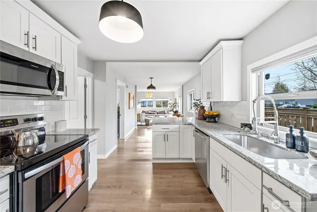 $649,000 | 1256 Southwest 148th Street, Burien, WA 98166