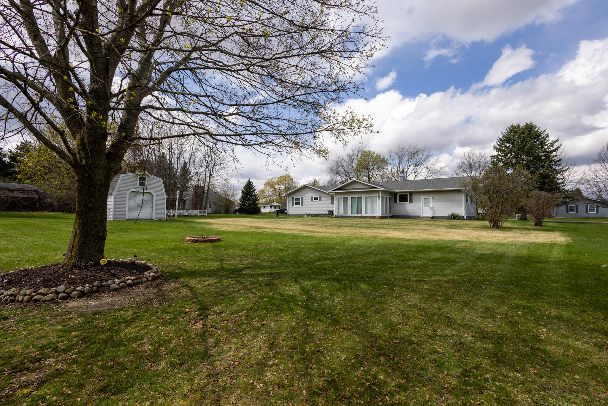 330 Johnson Street Edmore, MI 48829 - Photo 51 of 53 E05A7365