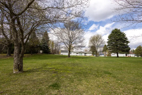$219,999 | 330 Johnson Street, Edmore, MI 48829