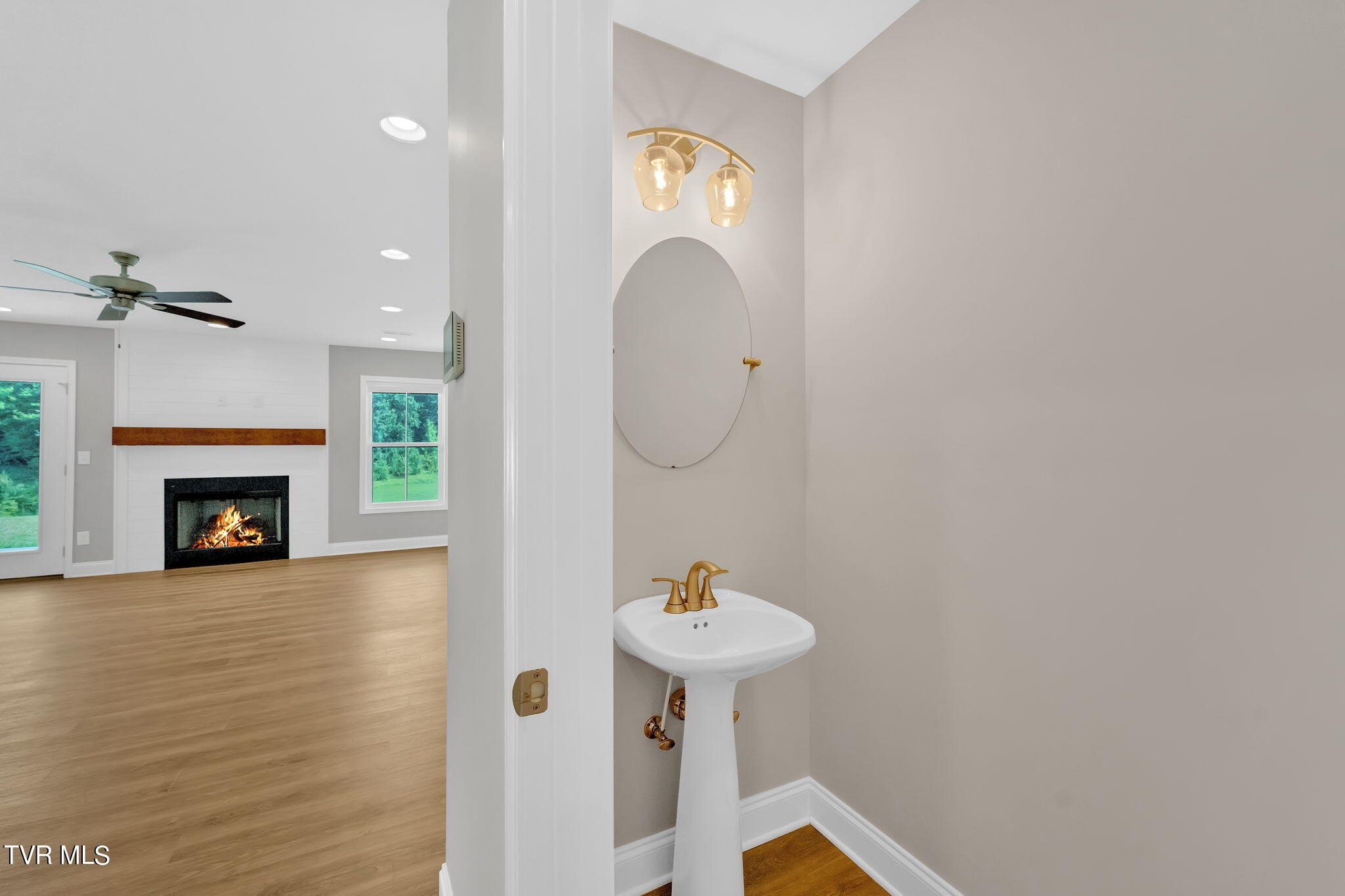 1036 Riddle Ridge Jonesborough, TN 37659 - Photo 13 of 42 26-web-or-mls-DSC02496