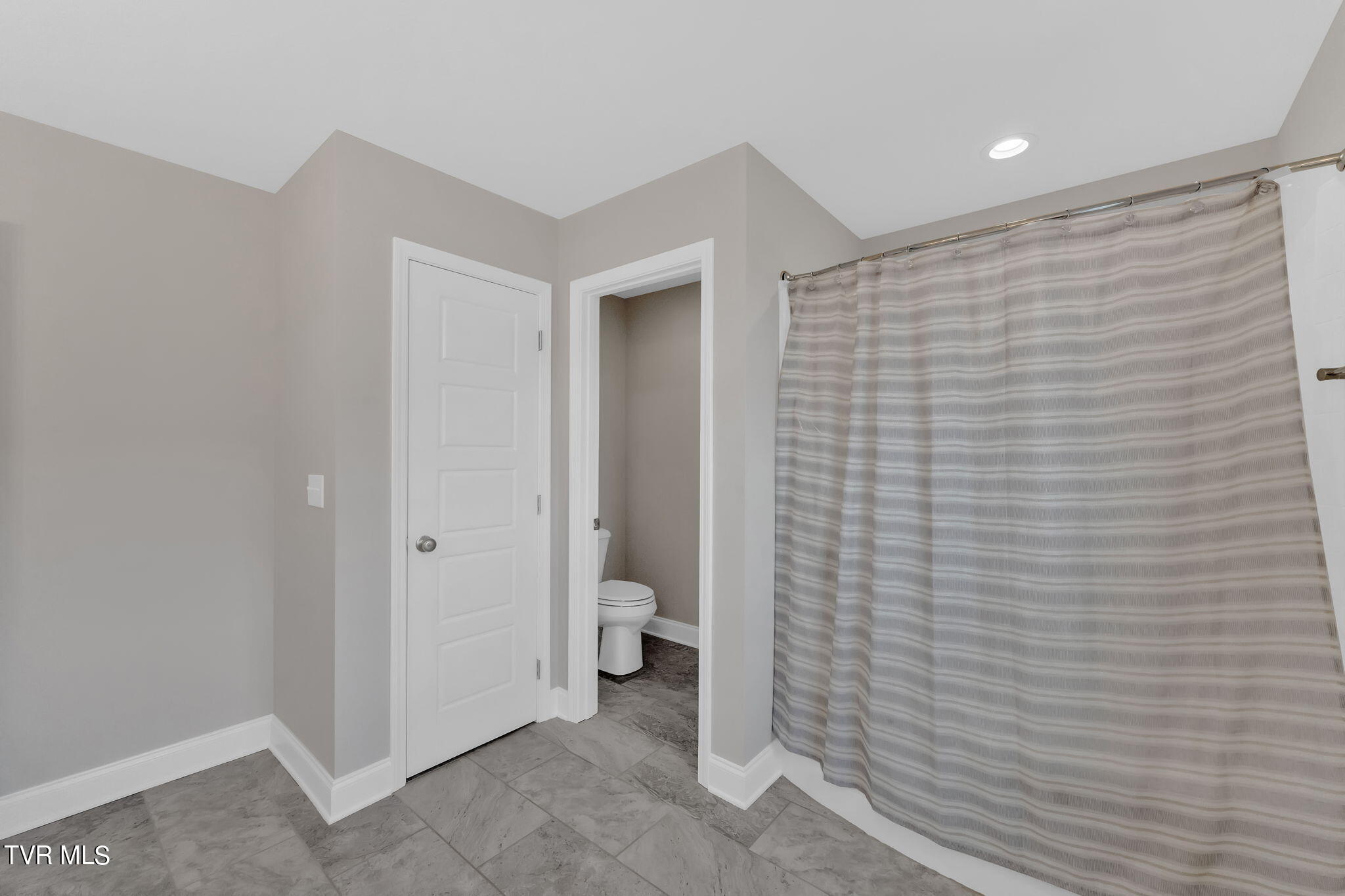 1036 Riddle Ridge Jonesborough, TN 37659 - Photo 21 of 42 44-web-or-mls-DSC02556