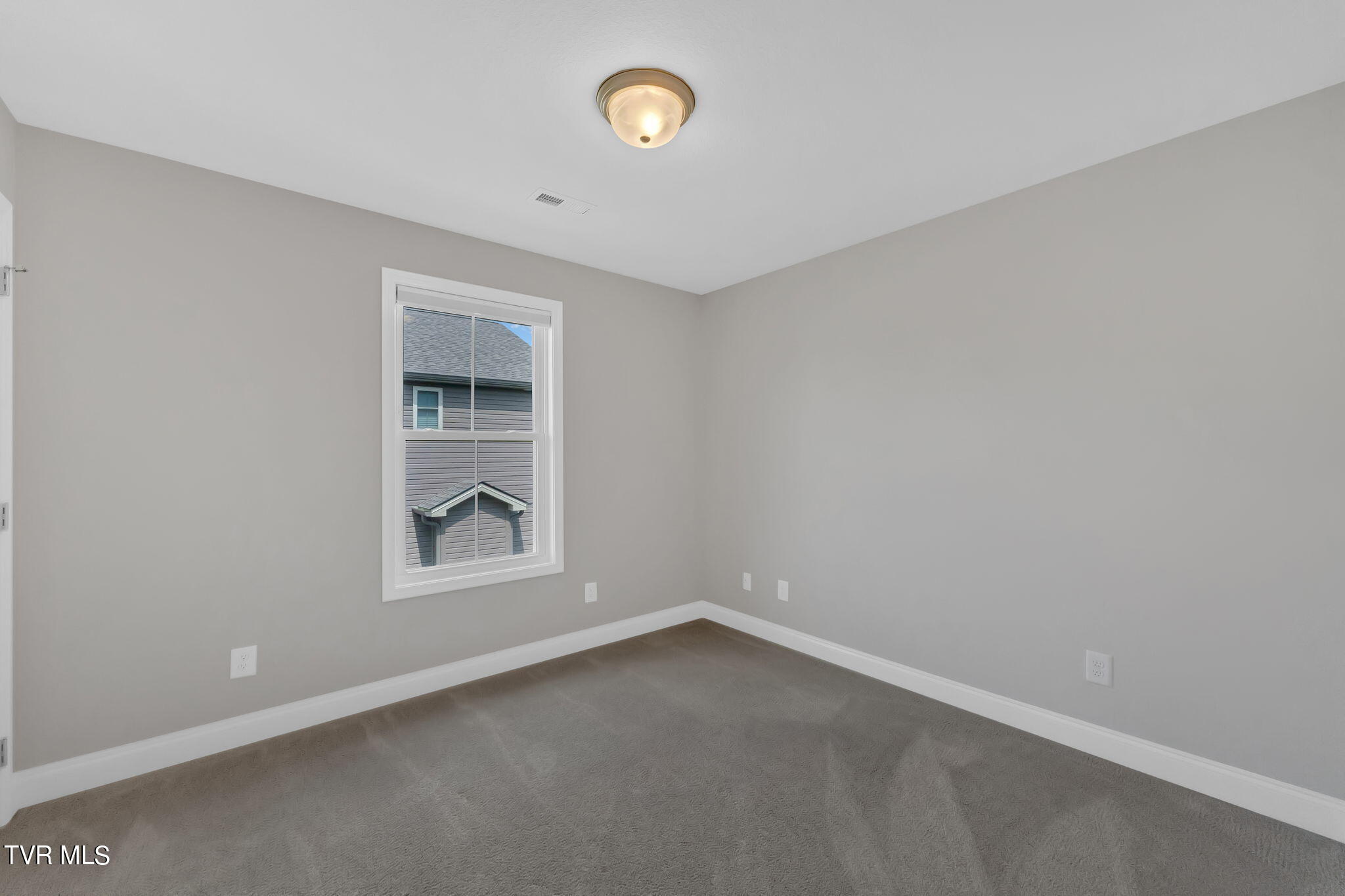 1036 Riddle Ridge Jonesborough, TN 37659 - Photo 22 of 42 32-web-or-mls-DSC02514