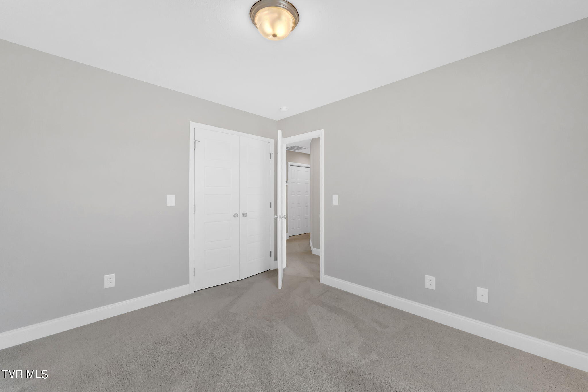 1036 Riddle Ridge Jonesborough, TN 37659 - Photo 25 of 42 35-web-or-mls-DSC02523