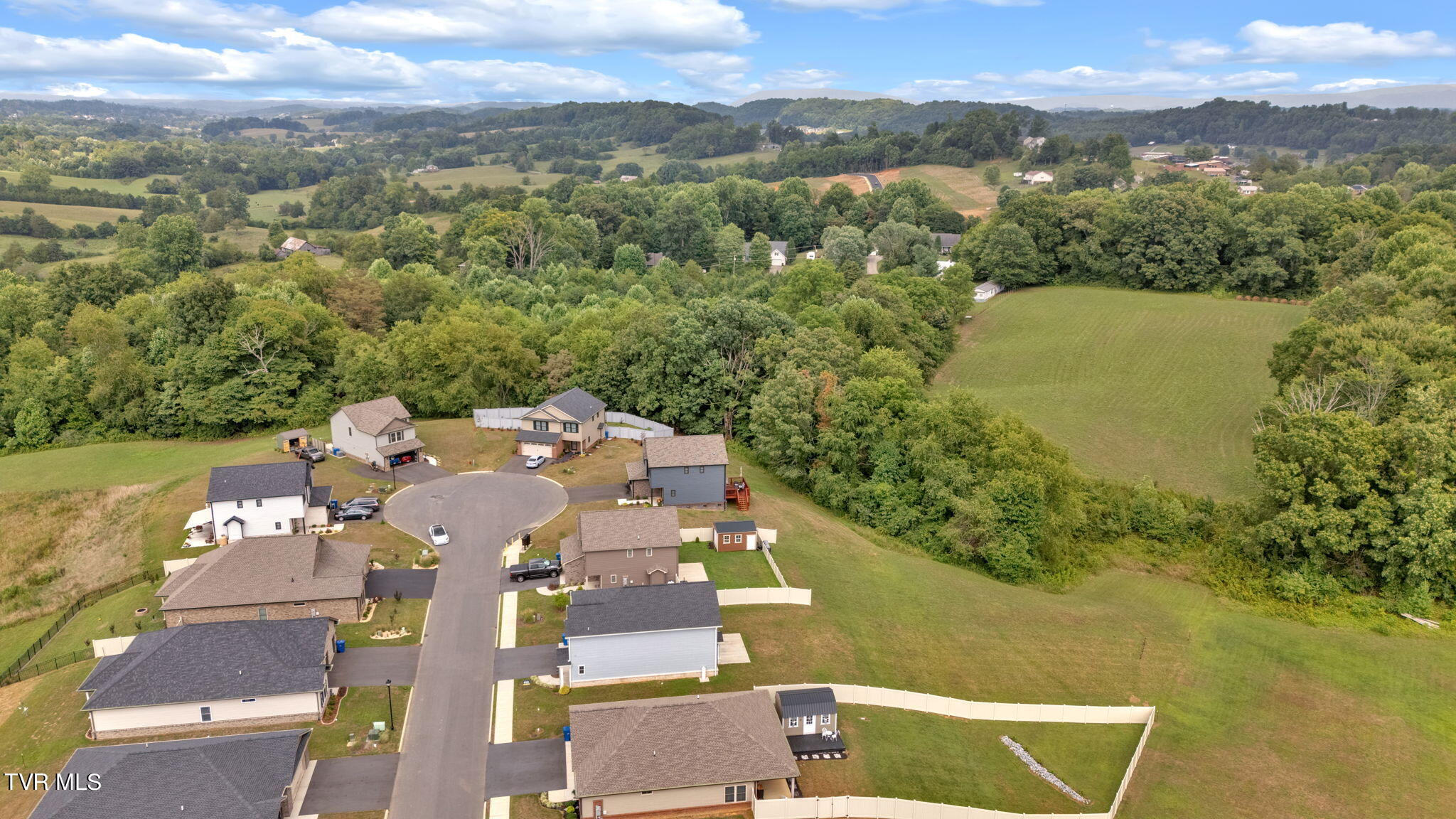 1036 Riddle Ridge Jonesborough, TN 37659 - Photo 35 of 42 5-web-or-mls-DJI_20231218110518_0093_D