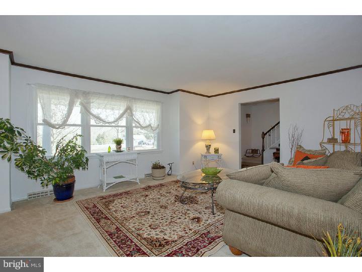 281 Meadowbrook Road Robbinsville, NJ 08691 - Photo 3 of 21 Gallery Image 3