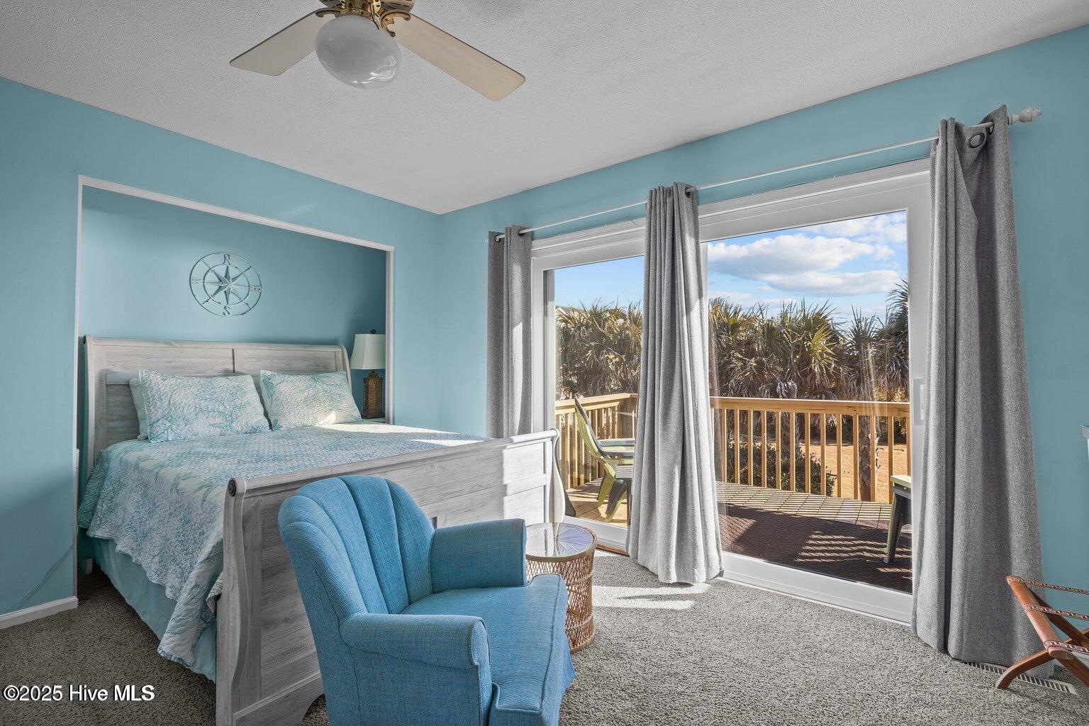 273 Salter Path Road, Unit 5 Pine Knoll Shores, NC 28512 - Photo 14 of 26 Principle bedroom