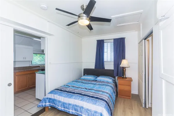 $2,500 | 2534 East Manoa Road, Unit B, Honolulu, HI 96822