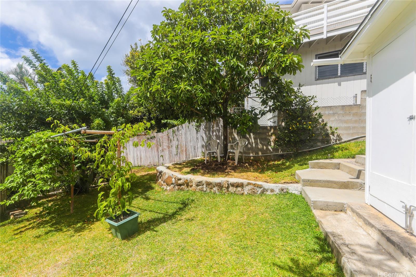 2534 East Manoa Road, Unit B Honolulu, HI 96822 - Photo 14 of 18