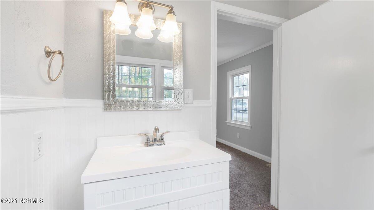 410 Airport Road Rockingham, NC 28379 - Photo 17 of 27 21-410 Airport_21