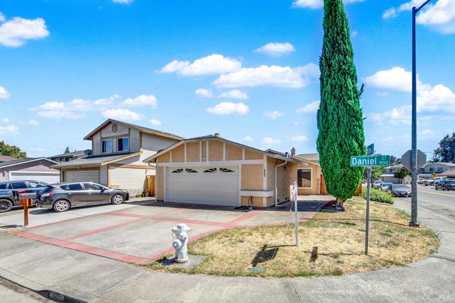 903 Daniel Street Fairfield, CA 94533 - Photo 4 of 51