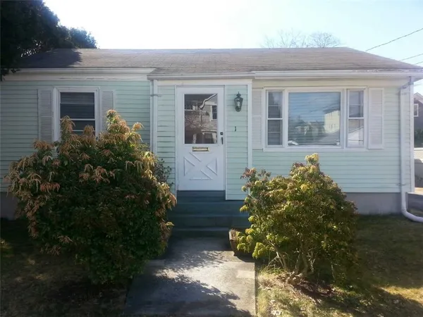 $2,500 | 1 Katzman Place, Newport, RI 02840