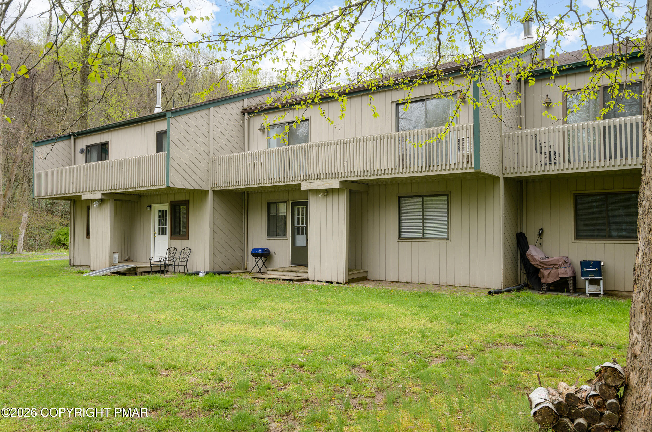145 Ridge Drive Tannersville, PA 18372 - Photo 9 of 29 009-145ridge-mbertsch