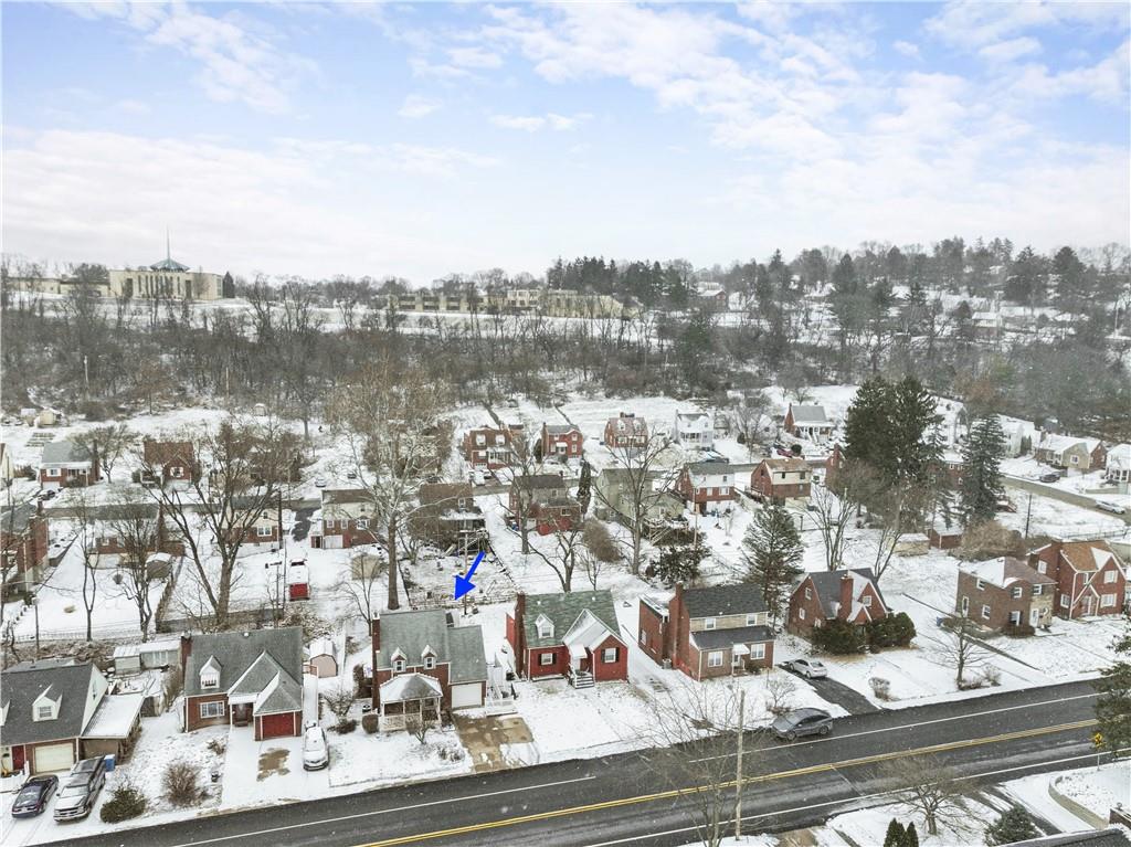 315 Vanadium Road Pittsburgh, PA 15243 - Photo 38 of 39 a view of a city