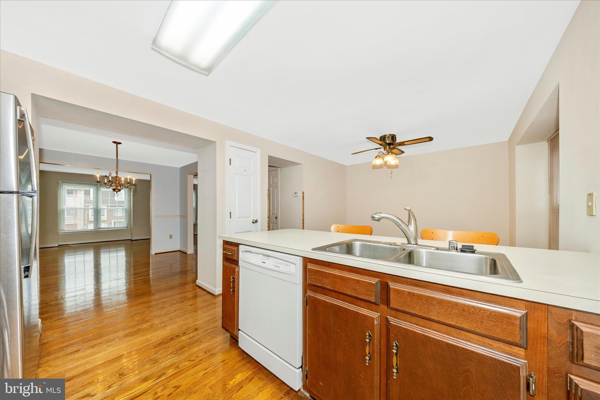 8007 Broken Reed Court Frederick, MD 21701 - Photo 17 of 72 a kitchen with a sink and cabinets