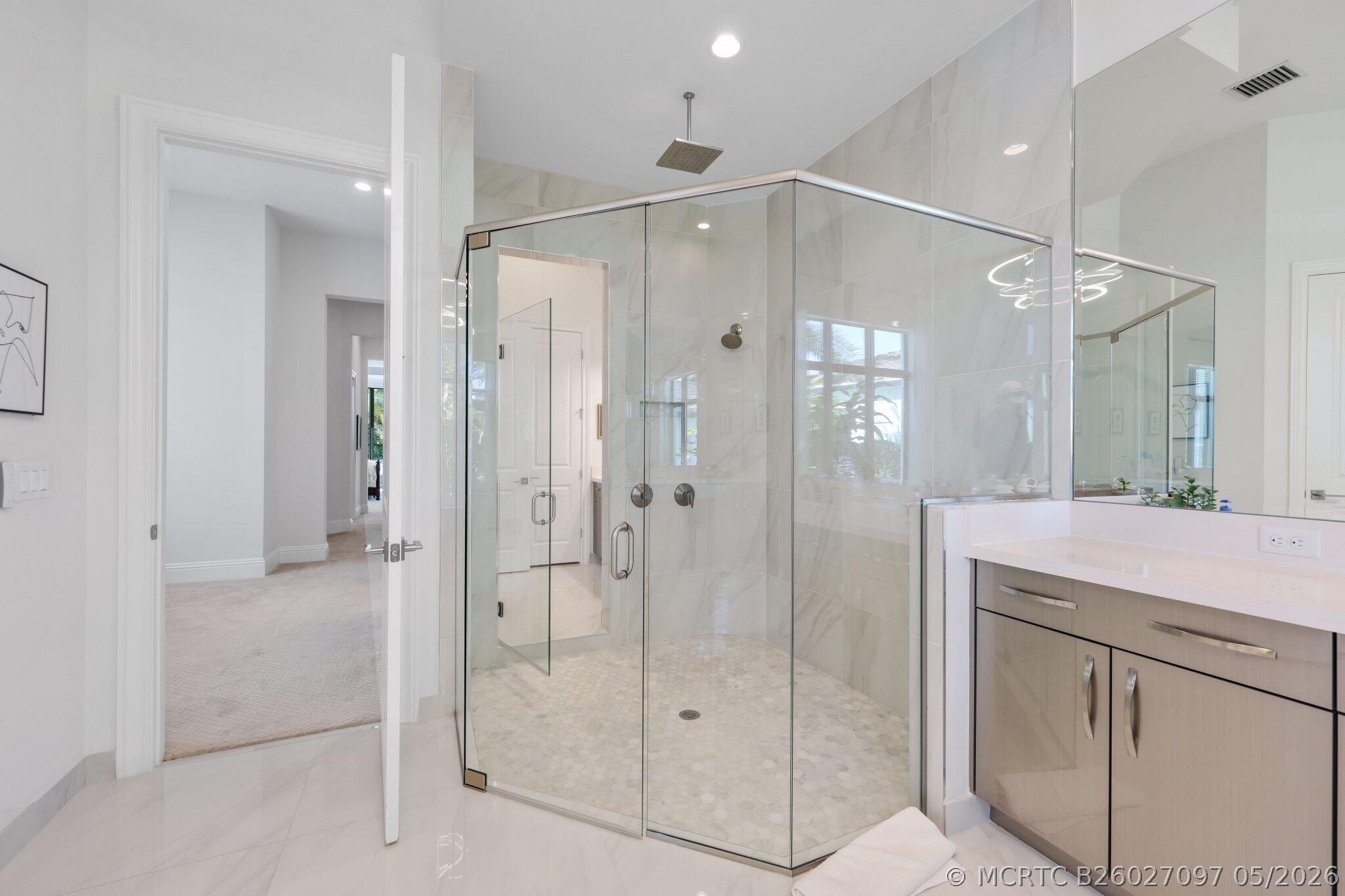2702 Northwest 71st Boulevard Boca Raton, FL 33496 - Photo 37 of 75 Primary bathroom