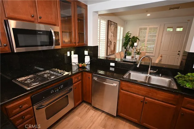 $1,380,000 | 213 Coral Rose, Irvine, CA 92603