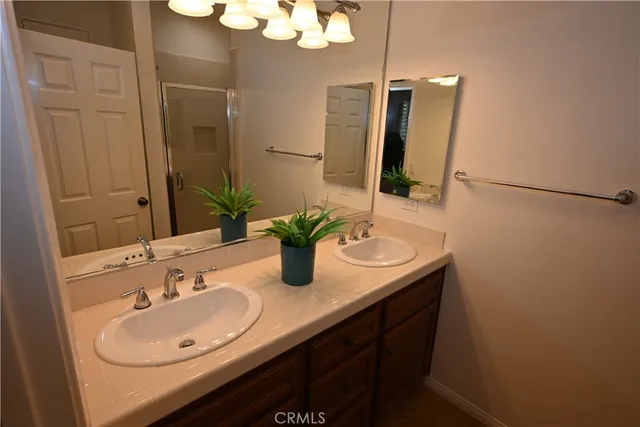 $1,380,000 | 213 Coral Rose, Irvine, CA 92603