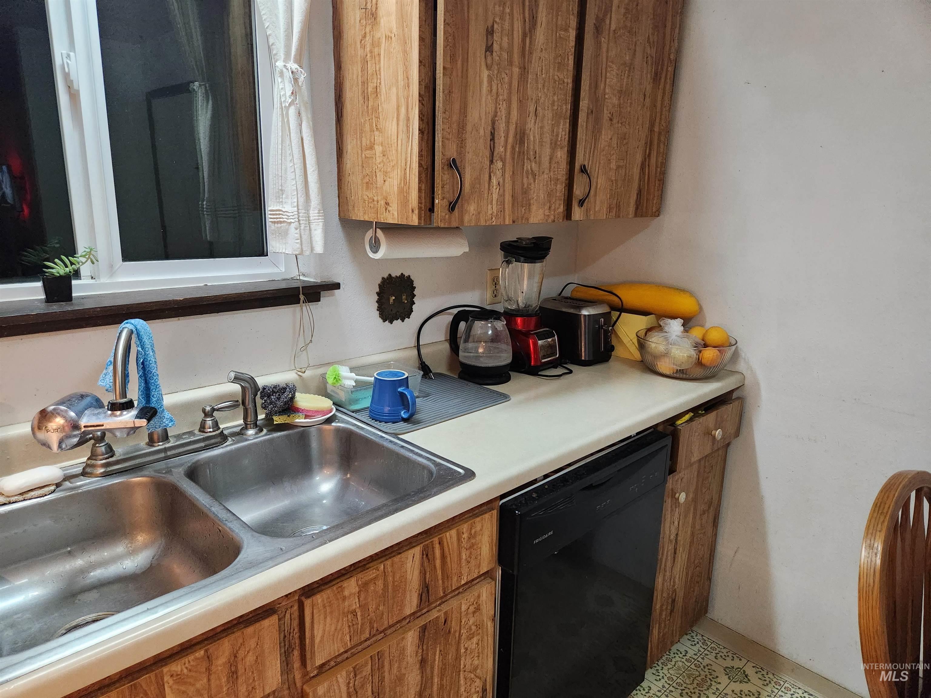 154 Avenida Del Rio Drive Twin Falls, ID 83301 - Photo 2 of 42