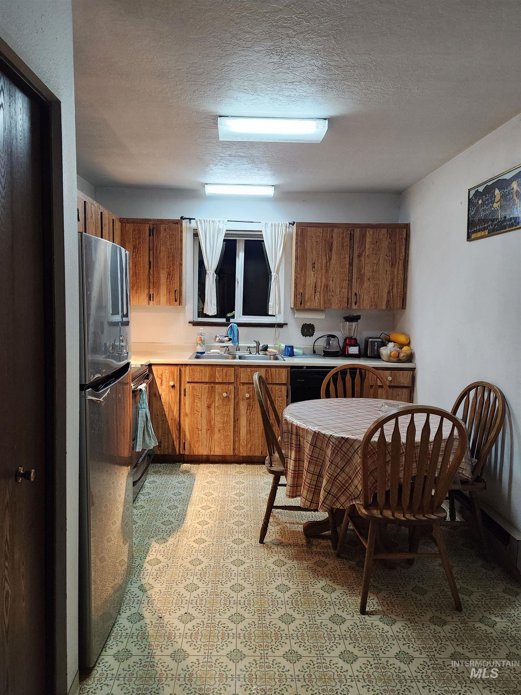 154 Avenida Del Rio Drive Twin Falls, ID 83301 - Photo 5 of 42