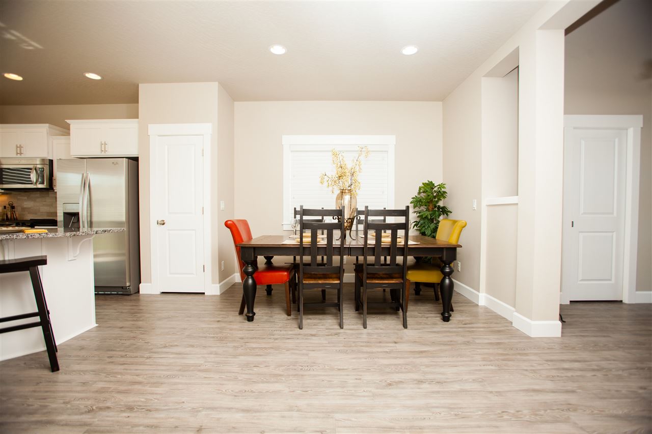 6922 South Pheasant Ridge Drive Spokane, WA 99224 - Photo 5 of 14 Gallery Image 5