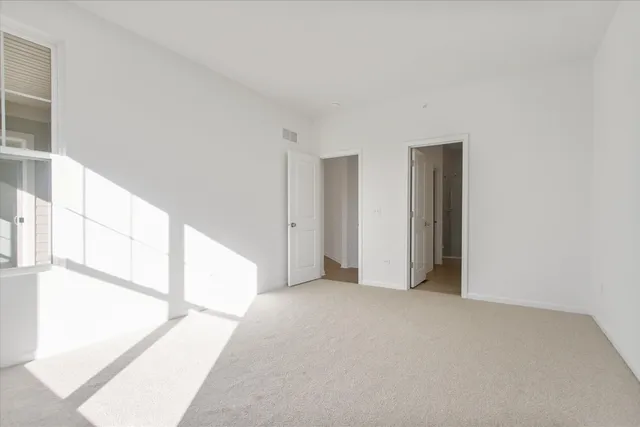 $479,990 | 38 Tournament Drive South, Hawthorn Woods, IL 60047