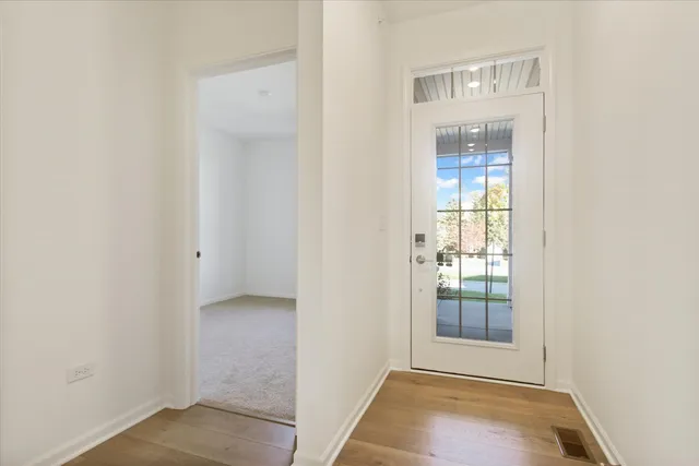 $479,990 | 38 Tournament Drive South, Hawthorn Woods, IL 60047