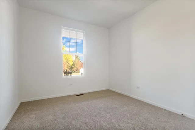 $479,990 | 38 Tournament Drive South, Hawthorn Woods, IL 60047