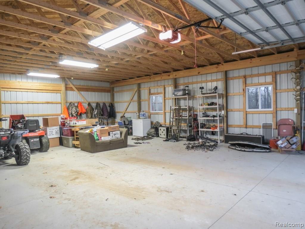 21390 Spears Road Pinckney, MI 48169 - Photo 12 of 17 IMG_4448-2.jpg
