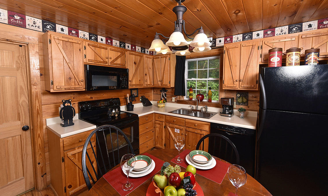 1555 Trappers Ridge Sevierville, TN 37862 - Photo 20 of 38 pigeon-forge-cabin-serendipity-kitchen-2