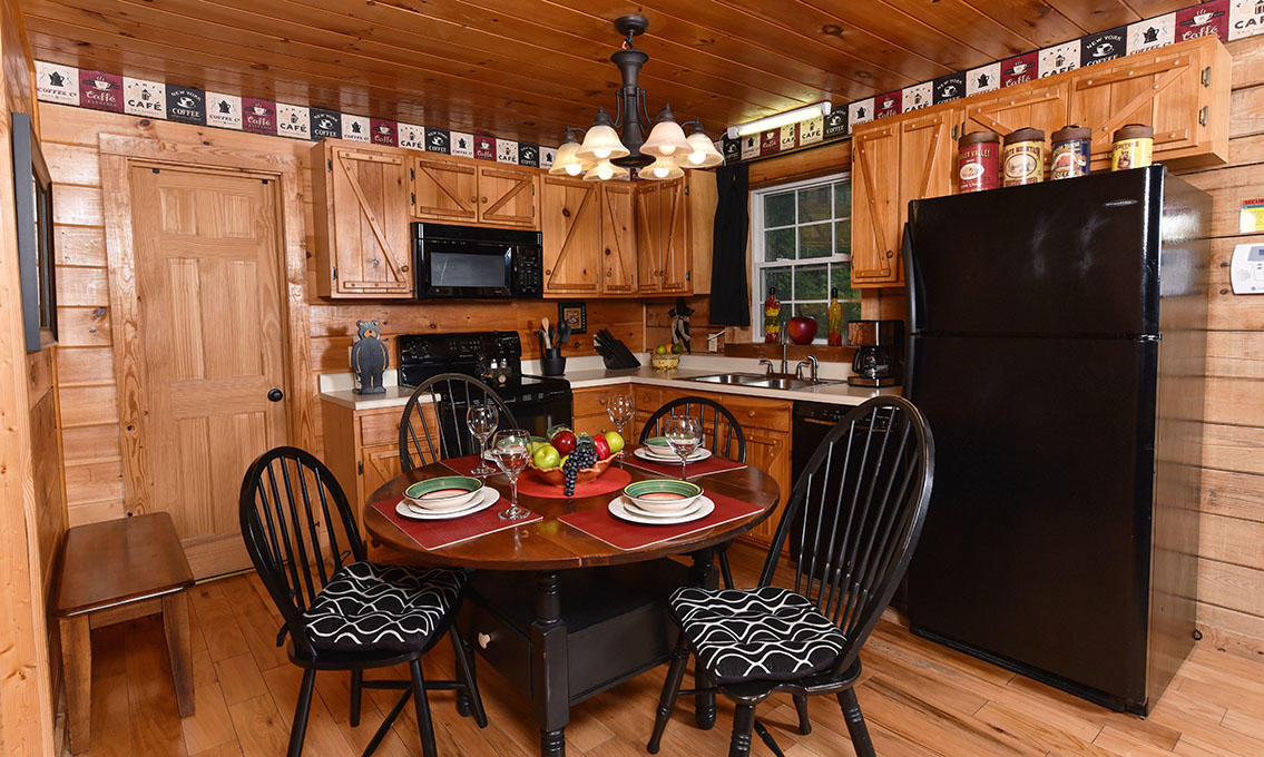 1555 Trappers Ridge Sevierville, TN 37862 - Photo 21 of 38 pigeon-forge-cabin-serendipity-kitchen-1