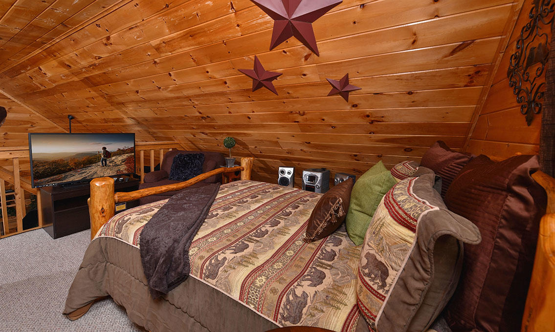 1555 Trappers Ridge Sevierville, TN 37862 - Photo 31 of 38 pigeon-forge-cabin-serendipity-bedroom-4