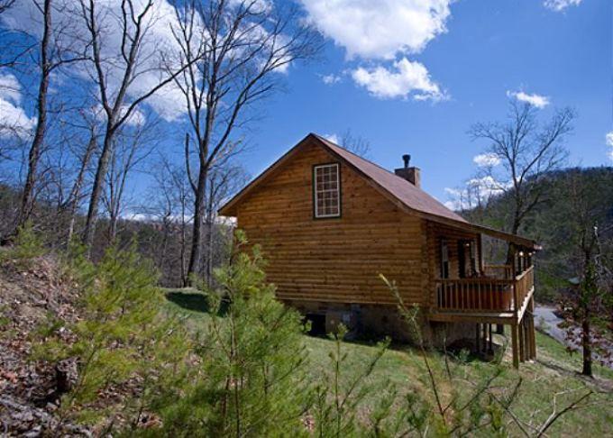 1555 Trappers Ridge Sevierville, TN 37862 - Photo 5 of 38 3561340956