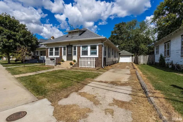 $159,995 | 2406 Broad Street, New Castle, IN 47362