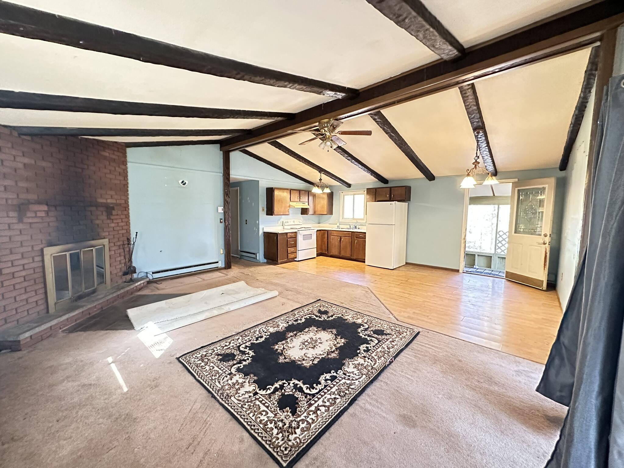 6 Old Post Road Tobyhanna, PA 18466 - Photo 6 of 32 a very nice looking room with a large window