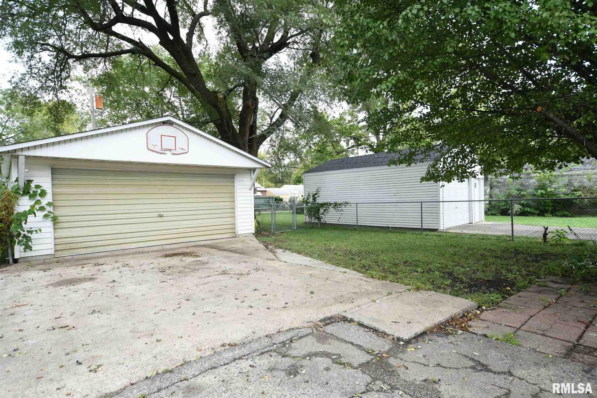 2357 South Spring Street Springfield, IL 62704 - Photo 19 of 22