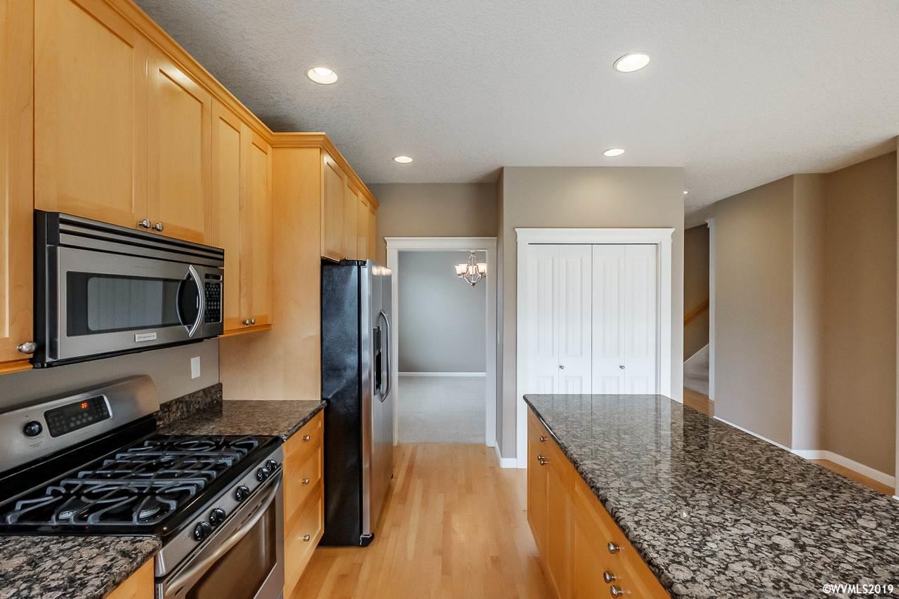 2676 Broadway Street Northwest Albany, OR 97321 - Photo 10 of 42
