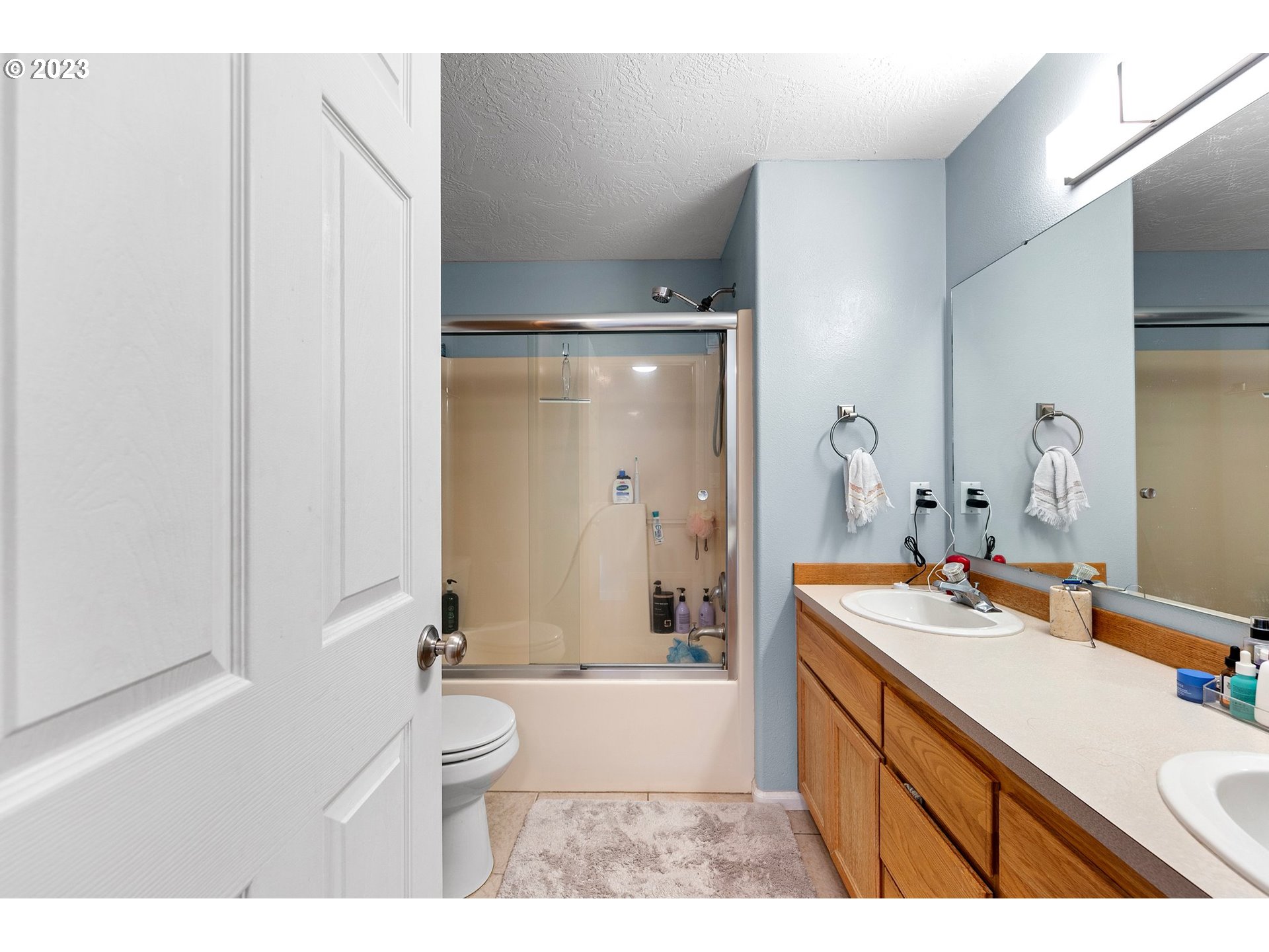 1614 Fetters Loop Eugene, OR 97402 - Photo 21 of 35 Gallery Image 21