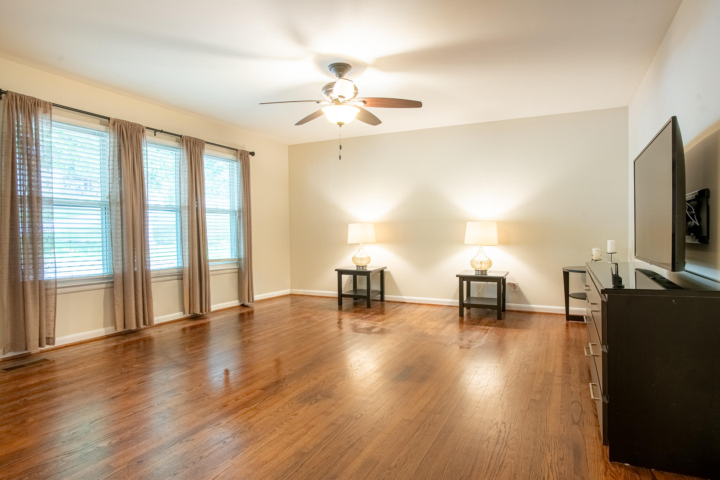 4633 Cloverdale Loop Hixson, TN 37343 - Photo 17 of 41 CloverdaleLoop-17