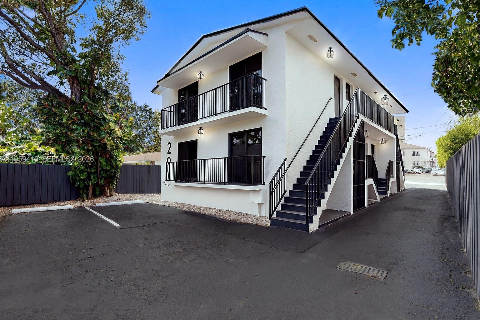 329 Southwest 9th Avenue Miami, FL 33130 - Photo 13 of 97