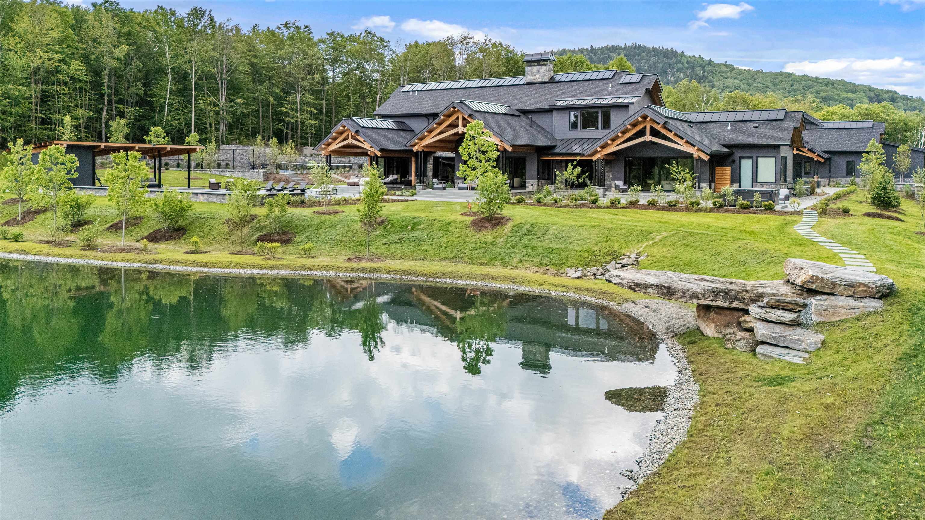 1084 Wade Pasture Road Stowe, VT 05672 - Photo 12 of 60