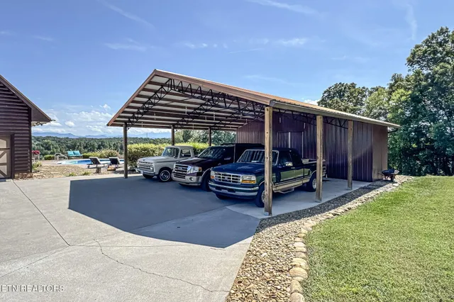 $1,399,000 | 1689 Highway 25W, New Market, TN 37820