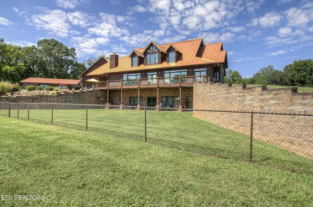$1,399,000 | 1689 Highway 25W, New Market, TN 37820