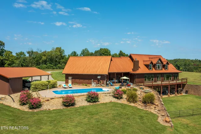 $1,399,000 | 1689 Highway 25W, New Market, TN 37820