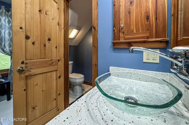 $1,399,000 | 1689 Highway 25W, New Market, TN 37820